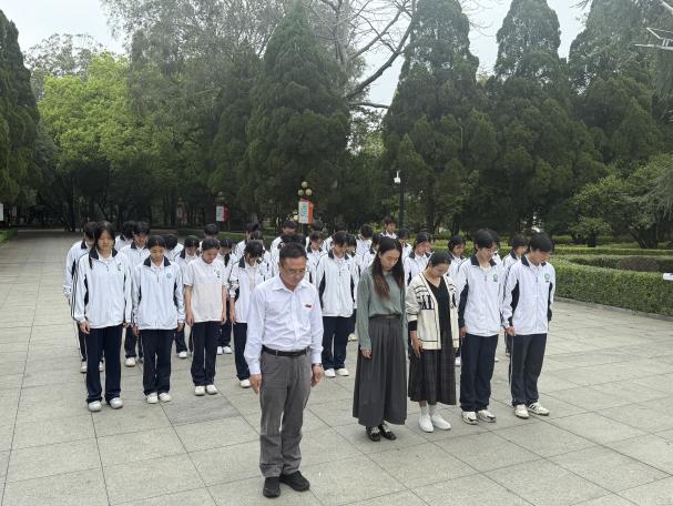 图片3.jpg 图片3.jpg