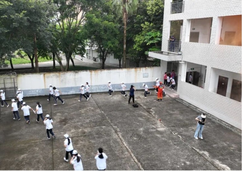 图片13.jpg